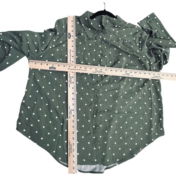 Torrid Womens Olive Green Polka Dot Button-Up Shirt Size 2X  Made In China - Picture 7 of 7